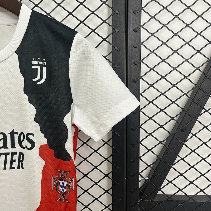 2025-2026 Kids Cristiano Ronaldo Commemorative Edition image 5