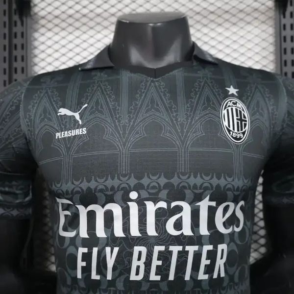 AC Milan 2024-2025 fourth away player image 3