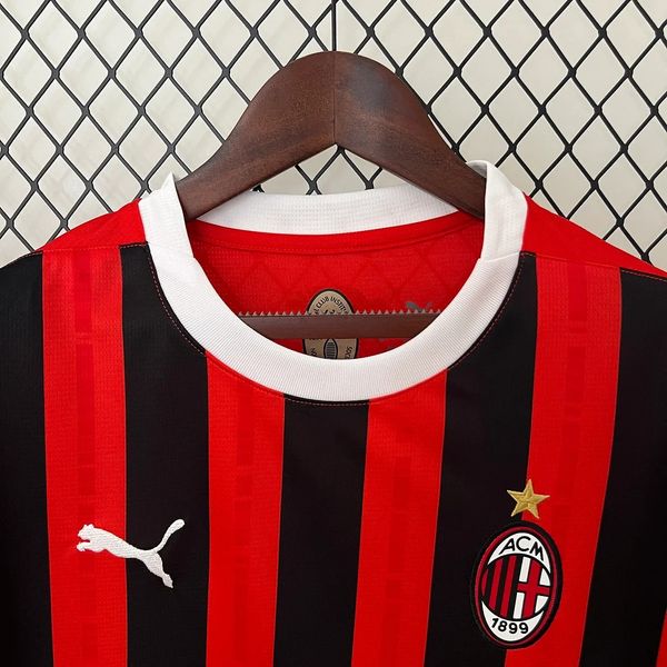 AC Milan 2024-2025 home image 3