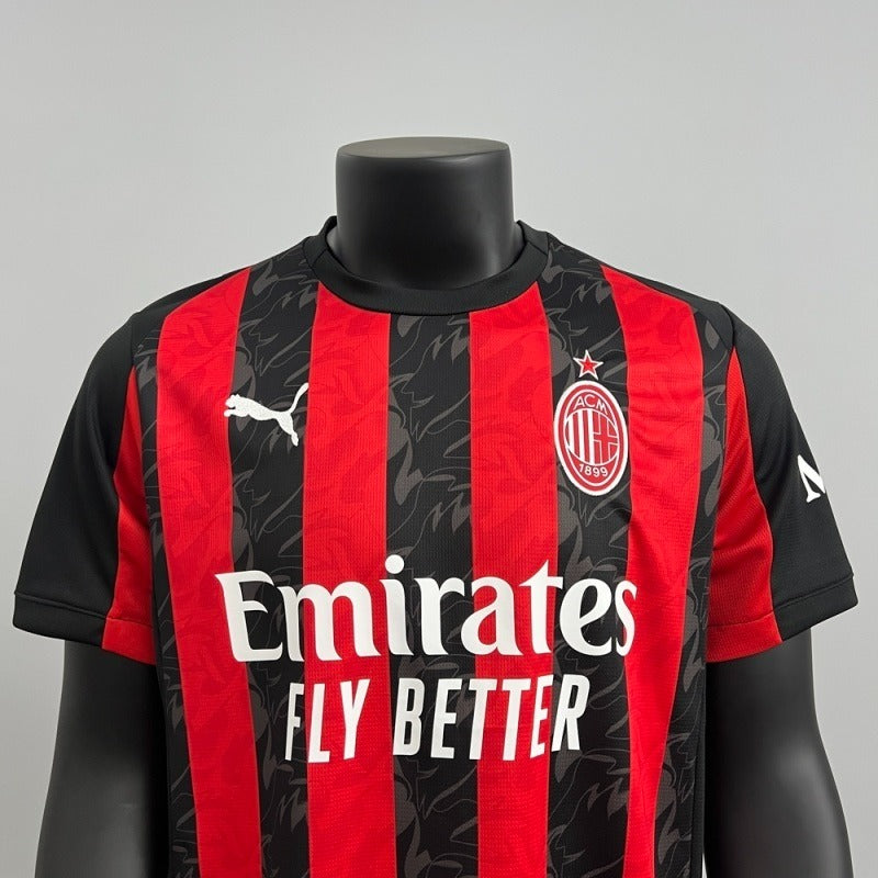 AC Milan 2025-2026 home image 3