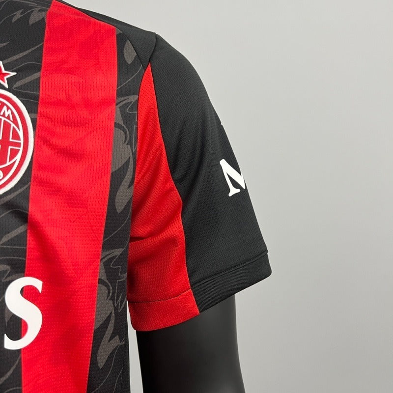 AC Milan 2025-2026 home image 6