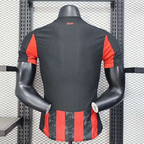 AC Milan 2025-2026 home player image 2