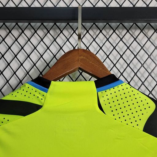 Arsenal FC 2024-2025 training jersey image 5