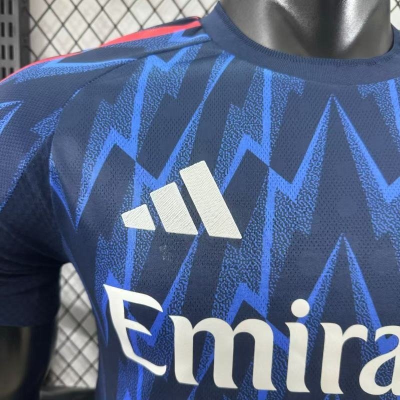 Arsenal FC 2025-2026 away player image 4