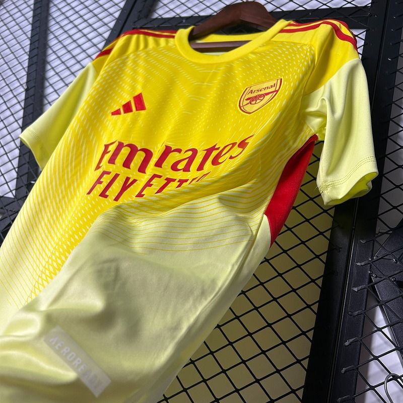 Arsenal FC 2025-2026 goalkeeper image 5