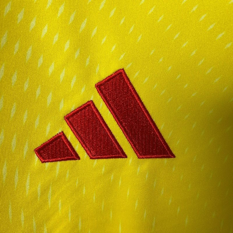 Arsenal FC 2025-2026 goalkeeper image 8