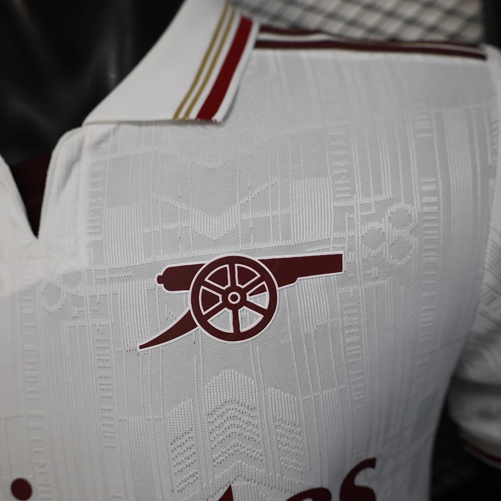Arsenal FC 2025-2026 second away player image 4