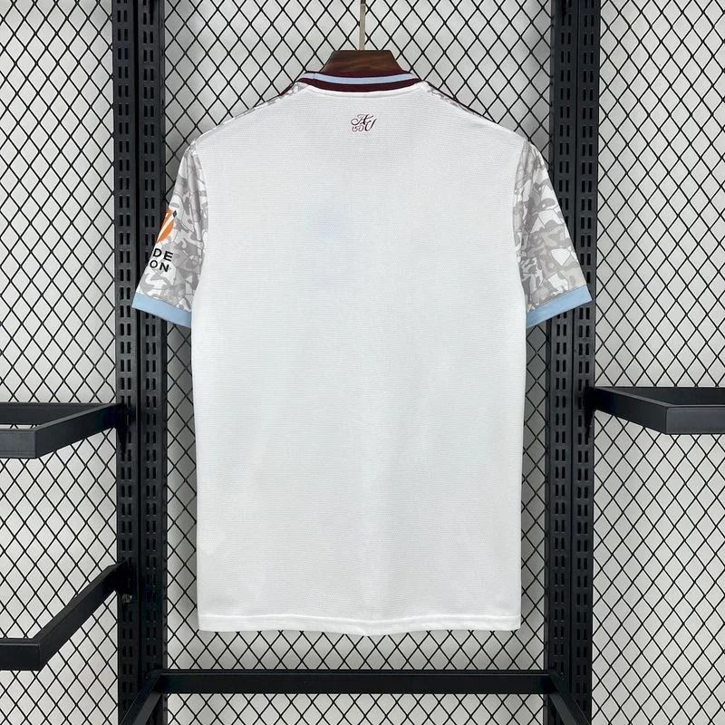 Aston Villa 2025-2026 third away image 2
