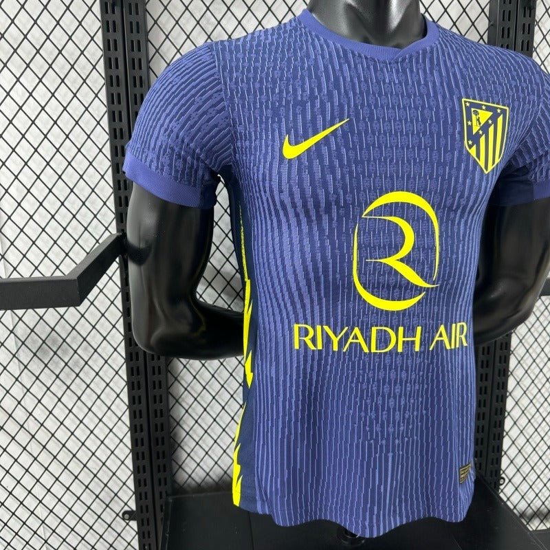 Atletico Madrid 2025-2026 away player image 5