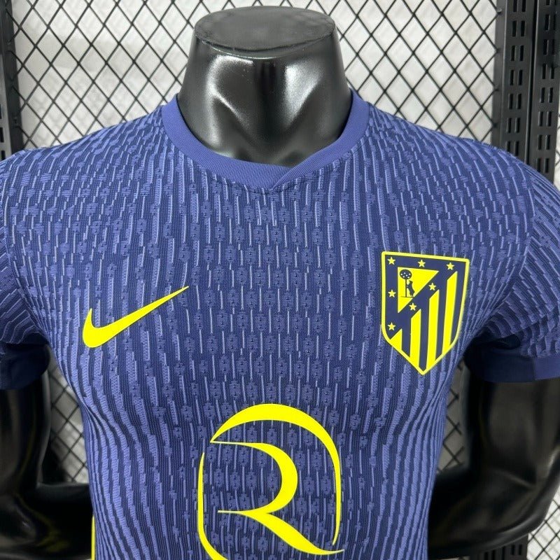 Atletico Madrid 2025-2026 away player image 7