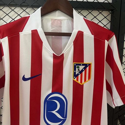 Atletico Madrid 2025-2026 home image 3