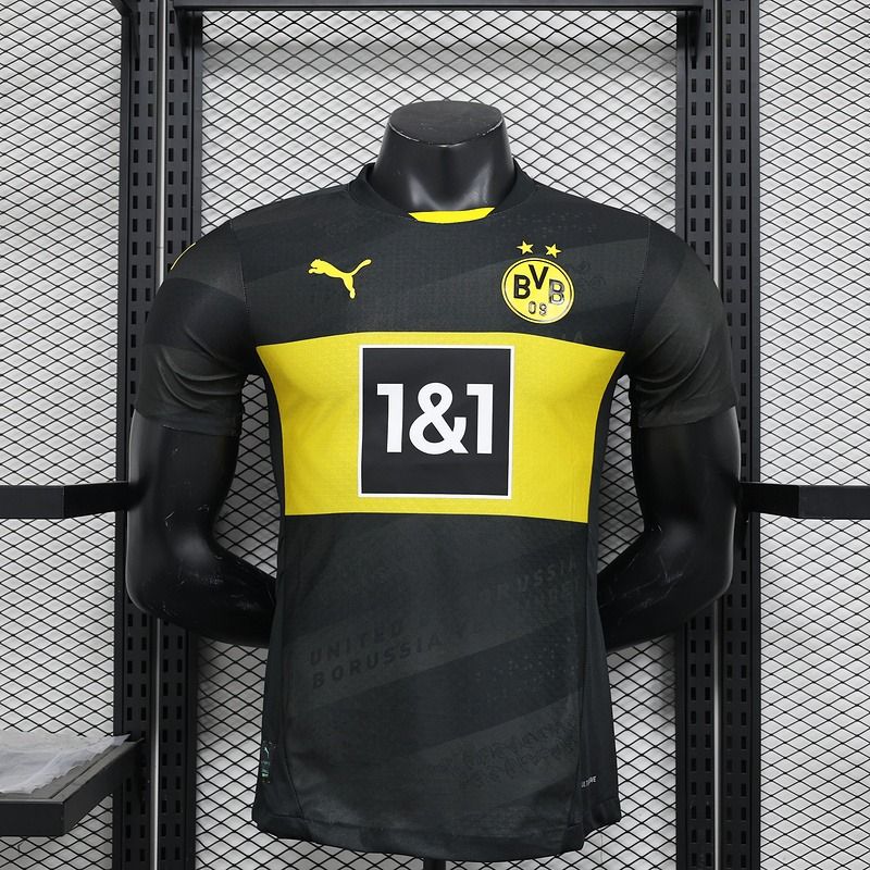 BVB Dortmund 2024-2025 away player