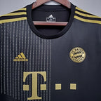 Bayern M?nchen 2021-2022 away image 3