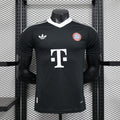 Bayern M?nchen 2024-2025 Goalkeeper player