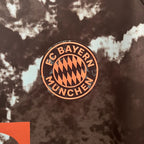 Bayern M?nchen 2024-2025 away image 5
