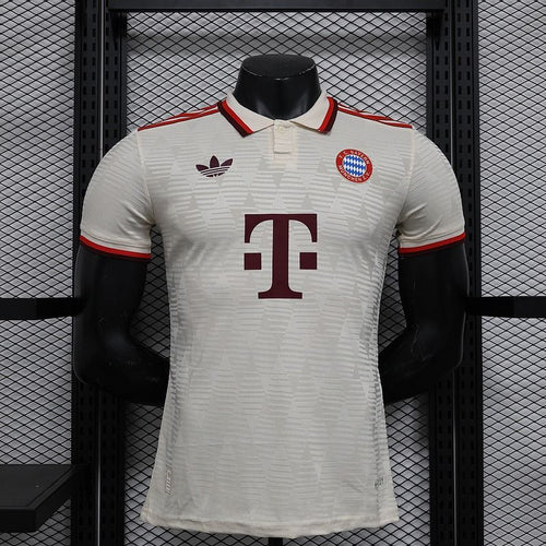 Bayern M?nchen 2024-2025 second away player
