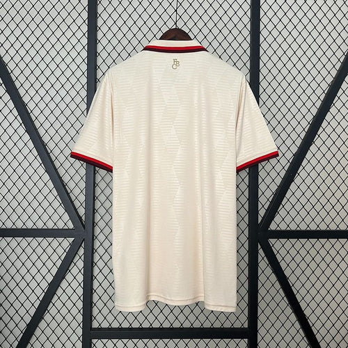 Bayern M?nchen 2024-2025 third away image 2
