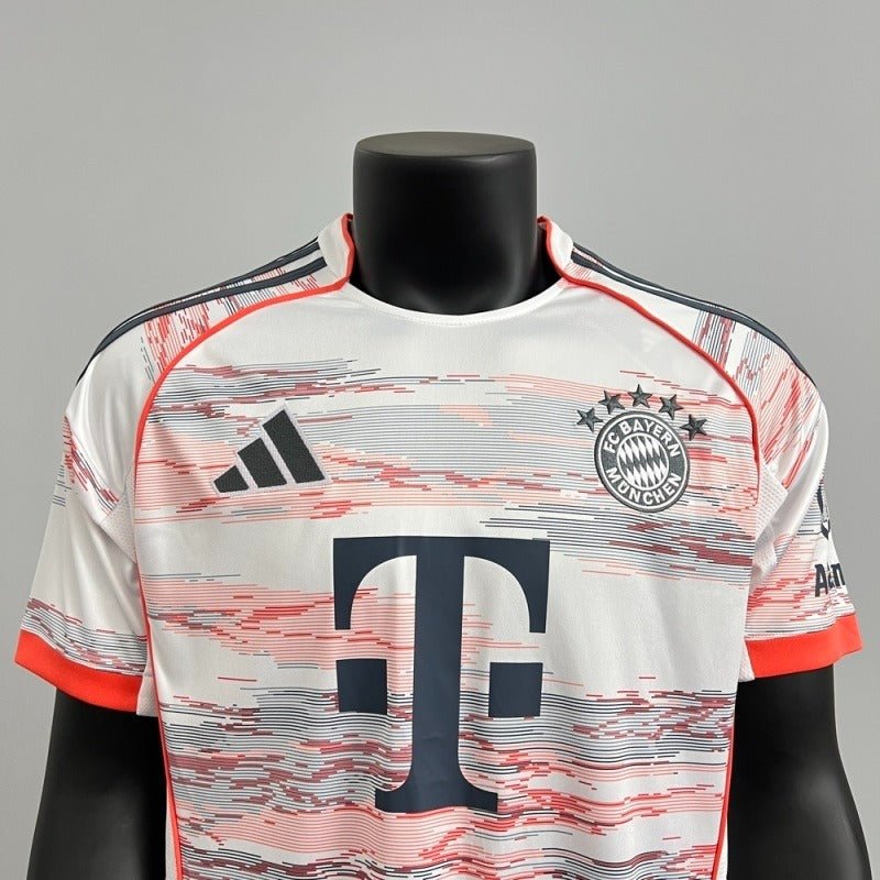 Bayern M?nchen 2025-2026 away image 3