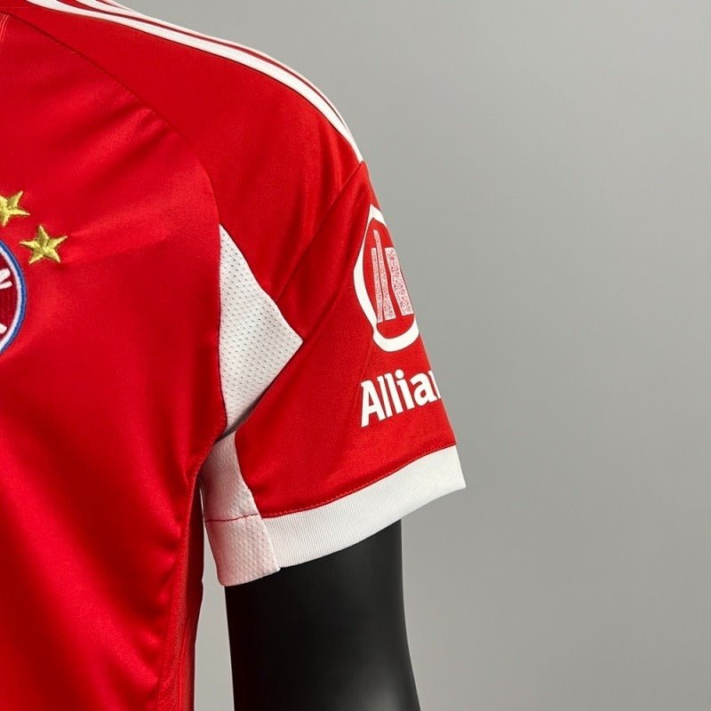 Bayern M?nchen 2025-2026 home image 6