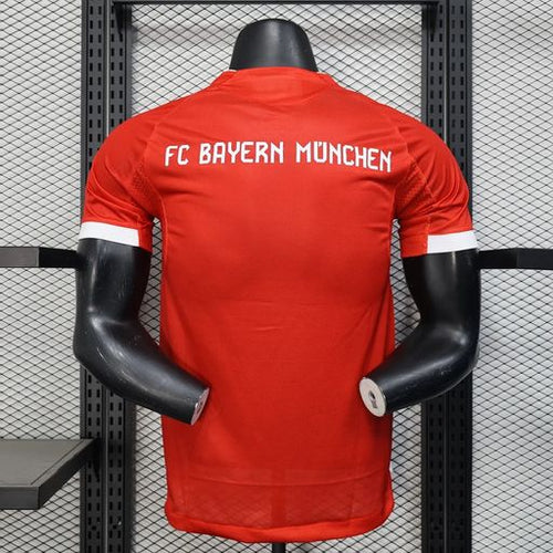 Bayern M?nchen 2025-2026 home player image 2