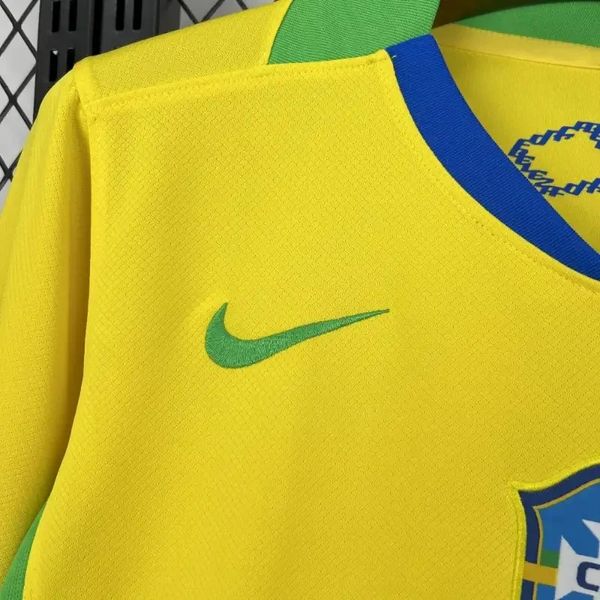 Brazil national 2025-2026 home image 4