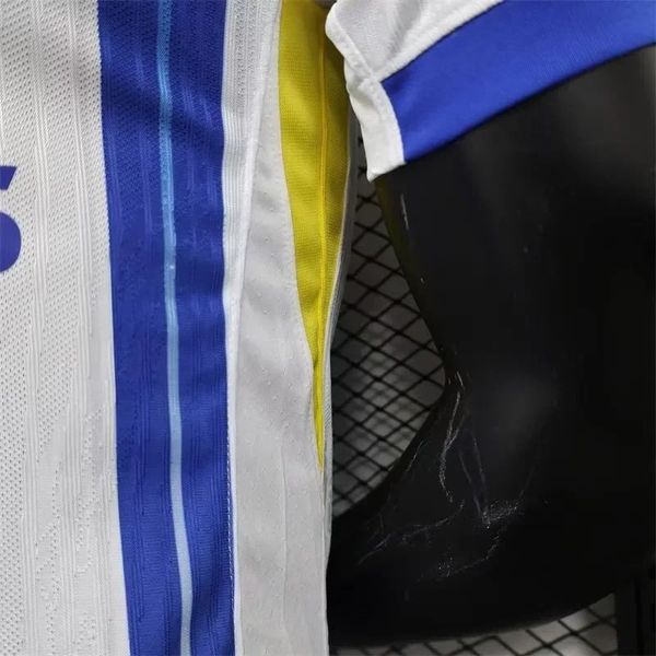 Brighton Hove Albion 2024-2025 home player image 7