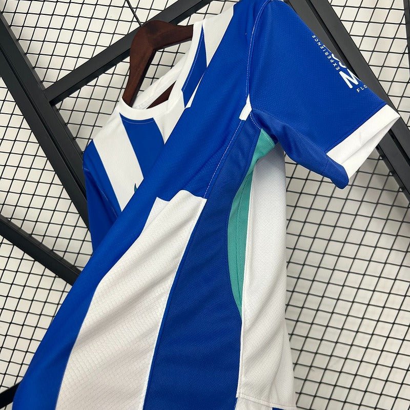 Brighton Hove Albion 2025-2026 home image 6