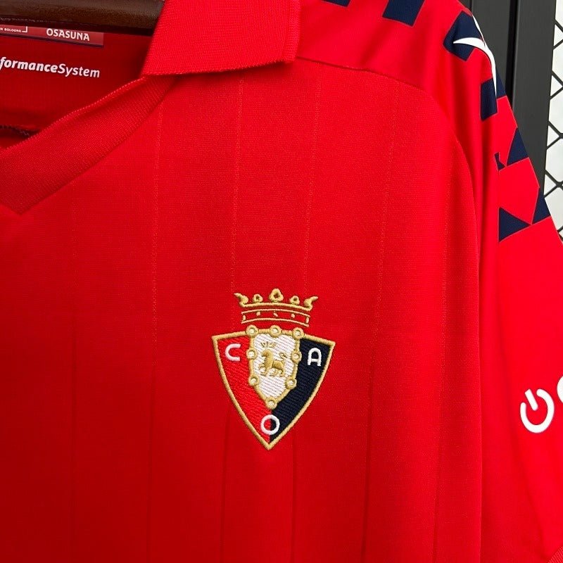 CA Osasuna 2025-2026 home image 4