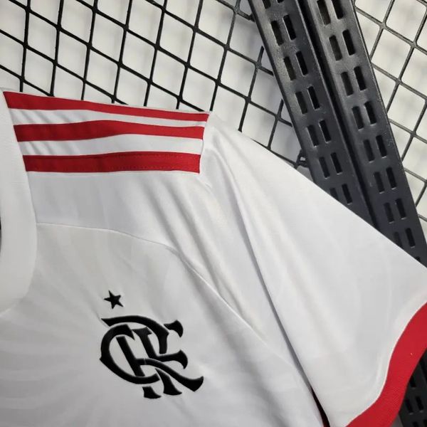 CR Flamengo 2024-2025 away image 6