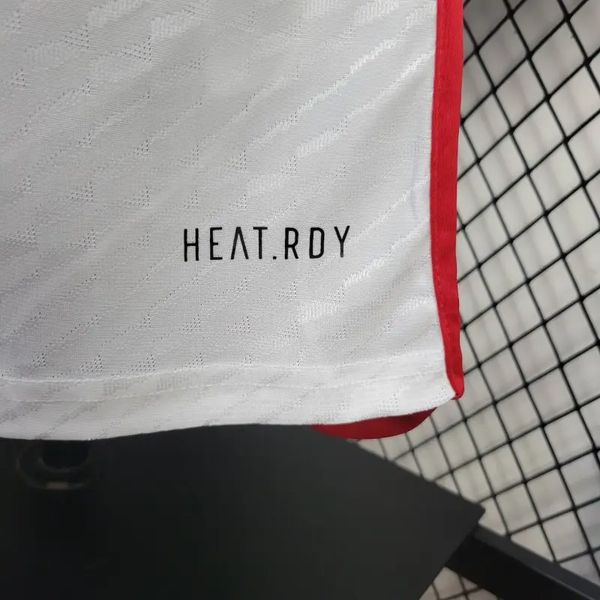 CR Flamengo 2024-2025 away player image 8