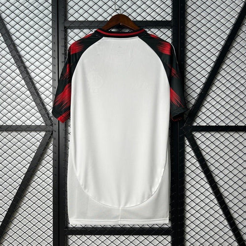 CR Flamengo 2025-2026 away image 2