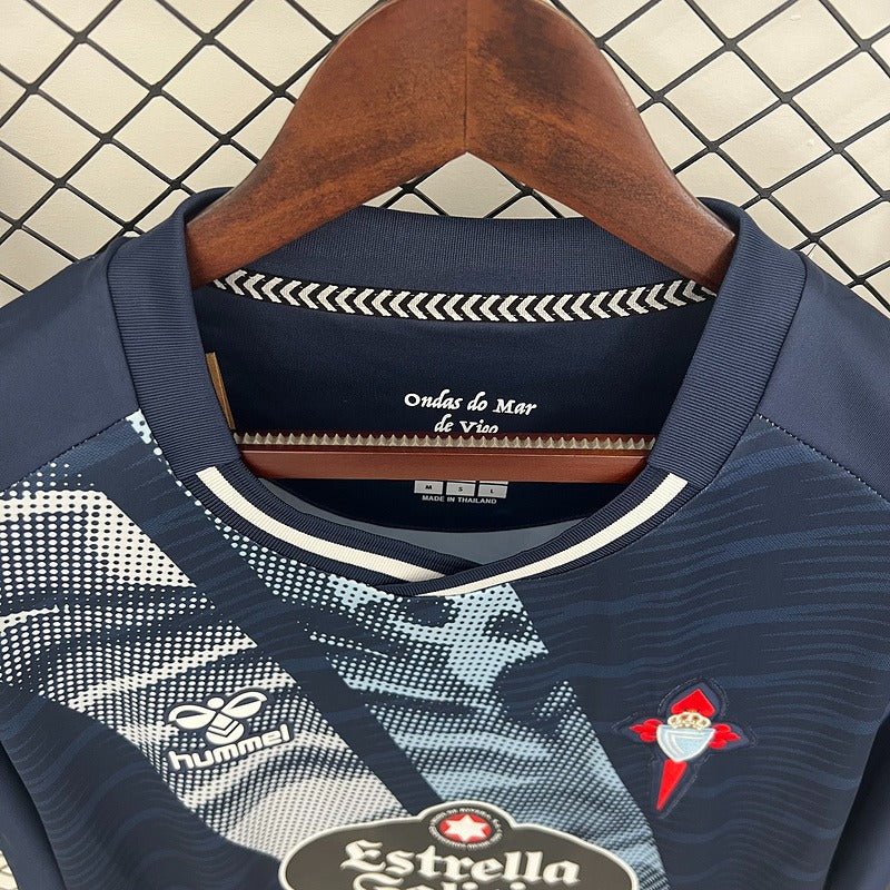 Celta Vigo 2025-2026 away image 4