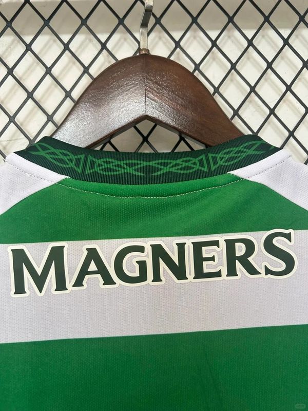 Celtic FC 2024-2025 home image 4