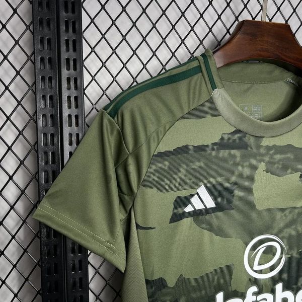 Celtic FC 2024-2025 second away image 4