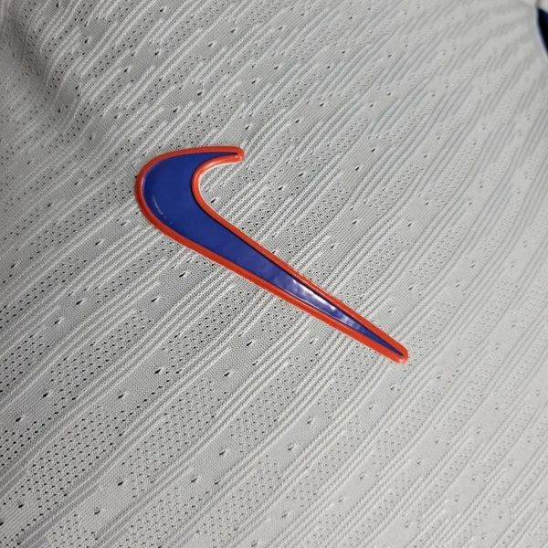 Chelsea FC 2024-2025 away player image 8