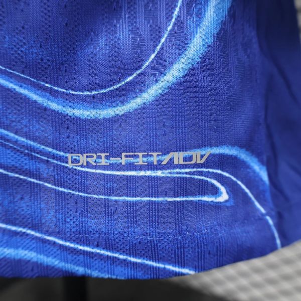 Chelsea FC 2024-2025 home player image 9