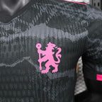 Chelsea FC 2024-2025 second away player image 3