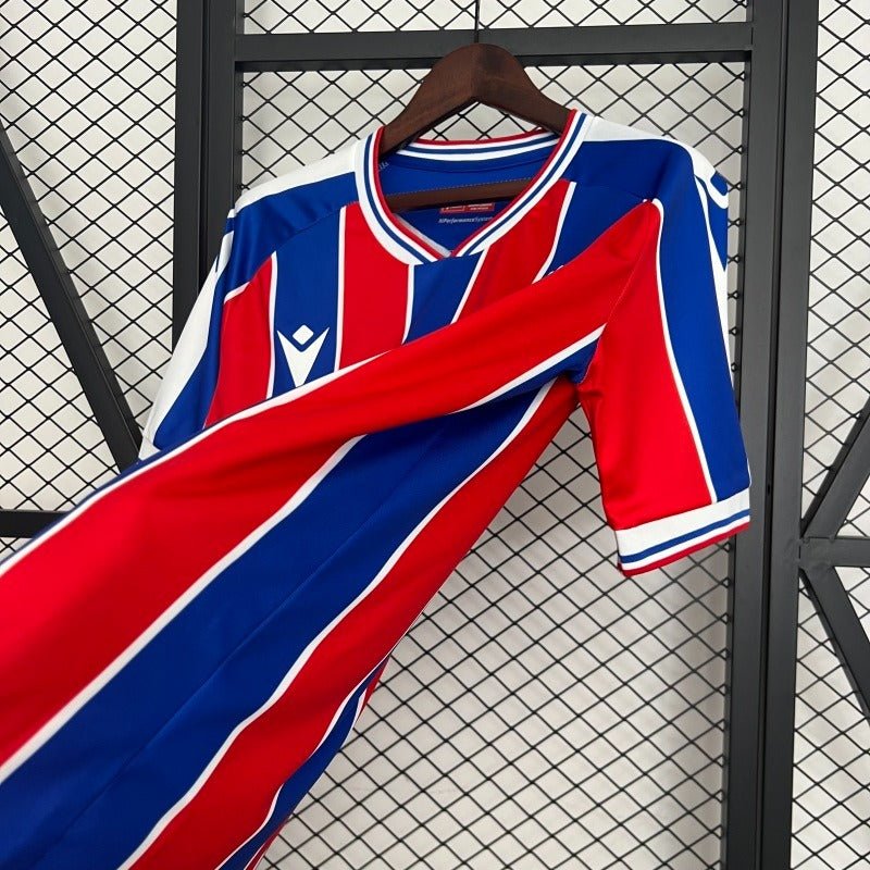 Crystal Palace 2025-2026 home image 8