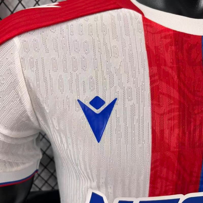 Crystal Palace 2025-2026 third away player image 4