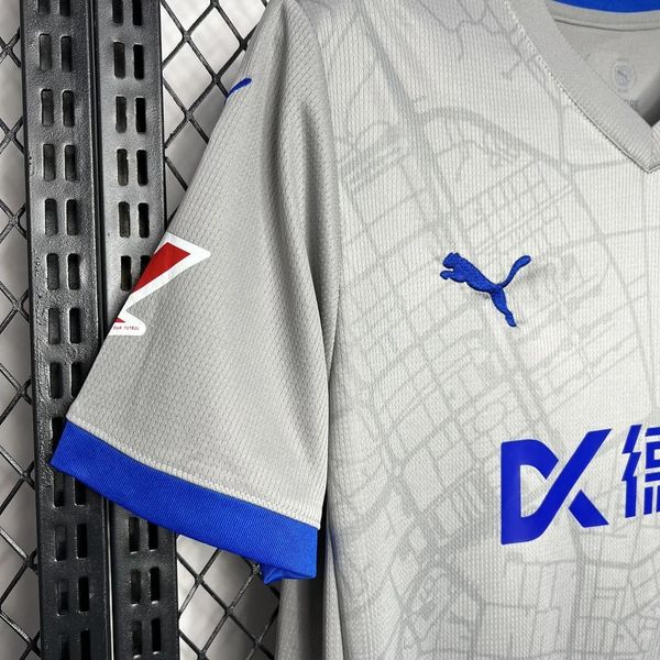Deportivo Alav?s 2024-2025 away image 5