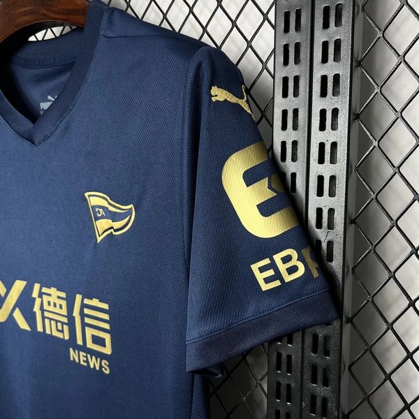 Deportivo Alav?s 2024-2025 third away image 7