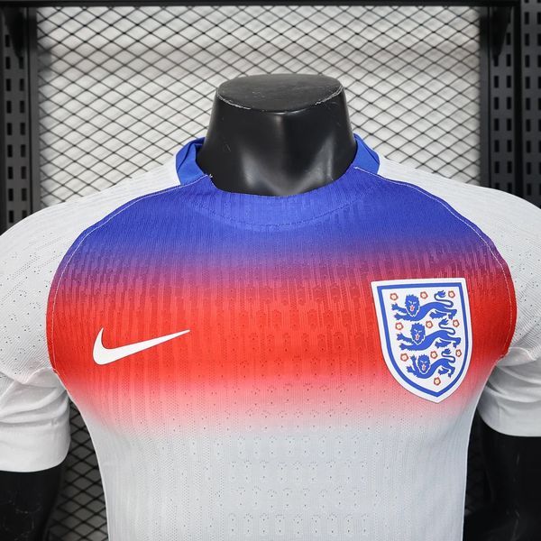 England national 2025-2026 home player image 3