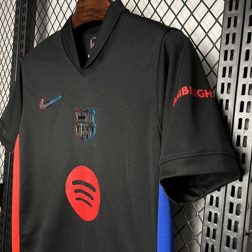 FC Barcelona 2024-2025 away New image 4