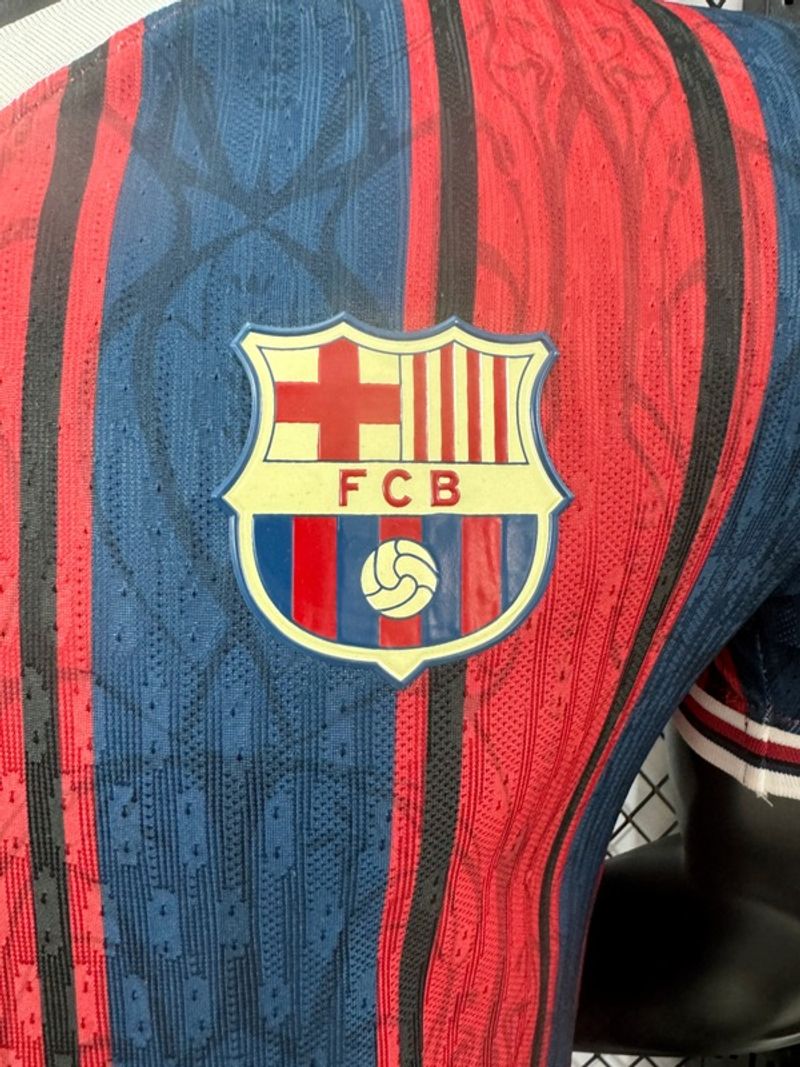 FC Barcelona 2025-2026 125th Anniversary player image 5