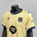 FC Barcelona 2025-2026 away image 4