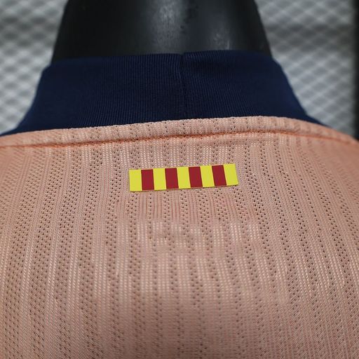 FC Barcelona 2025-2026 special edition pink image 6