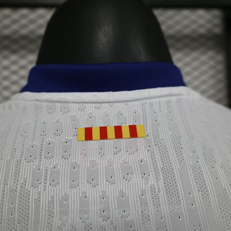 FC Barcelona 2025-2026 special player white image 4