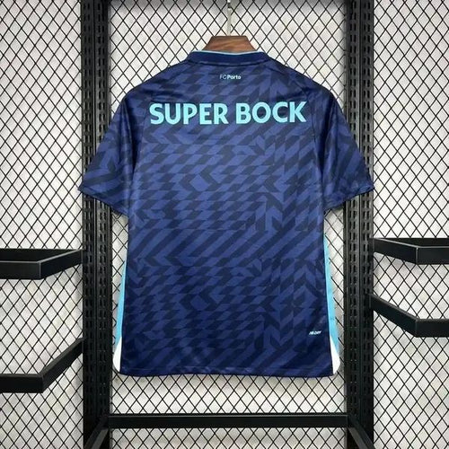 FC Porto 2024-2025 away image 2