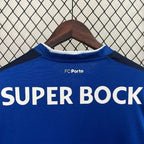 FC Porto 2024-2025 home image 4