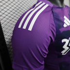 Fulham FC 2024-2025 second away player image 4